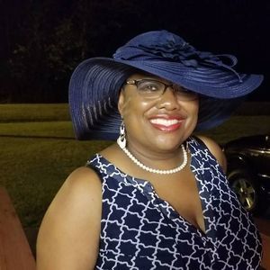 Meet your Posher, Cassandra norman